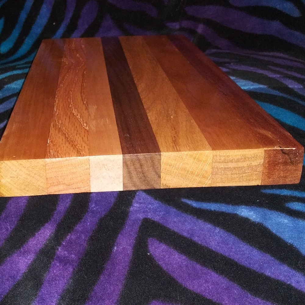 Custom cutting board - Picture 3 of 4
